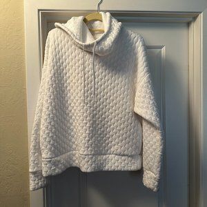 Gap Quilted White Sweatshirt